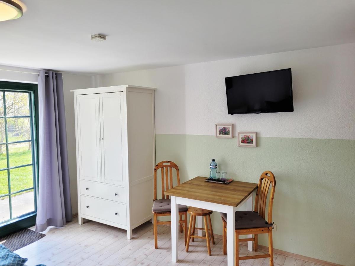 Pension Landhaus Teichgraf Wolgast Extérieur photo