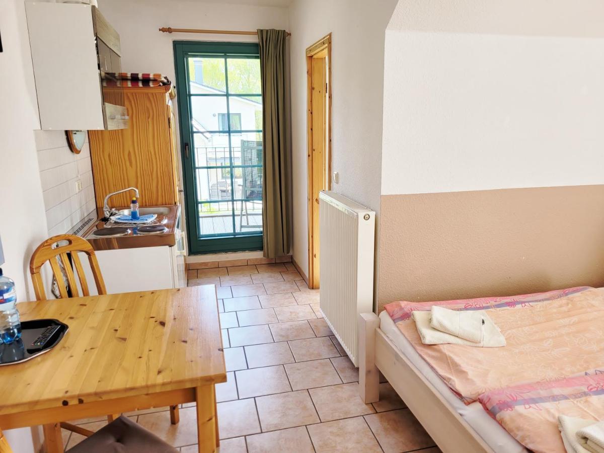 Pension Landhaus Teichgraf Wolgast Extérieur photo
