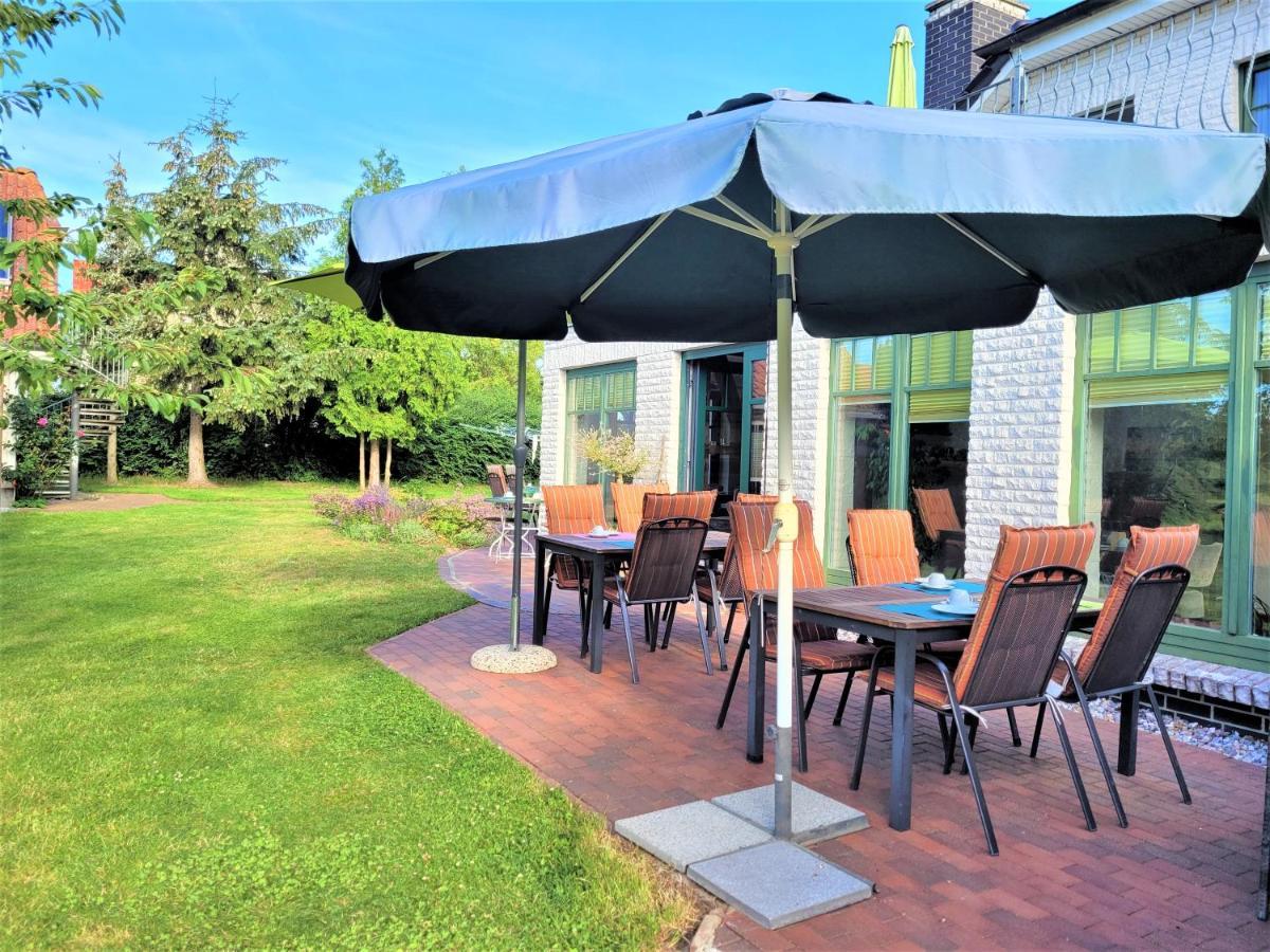 Pension Landhaus Teichgraf Wolgast Extérieur photo
