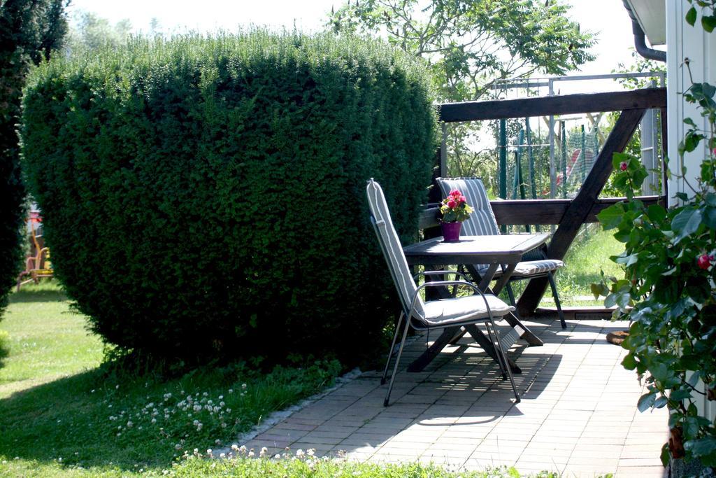 Pension Landhaus Teichgraf Wolgast Extérieur photo