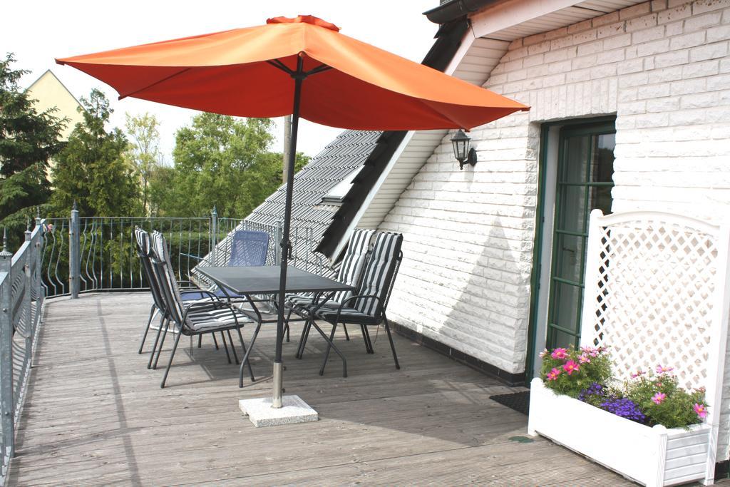 Pension Landhaus Teichgraf Wolgast Extérieur photo